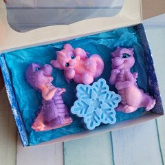 Мило ручної роботи новорічний набір сімейка драконів