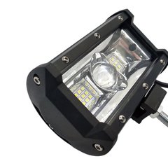 LED-фара 96W 9-32В 135х75x55 мм з лінзою по центру