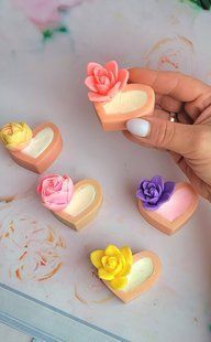 Сувенир из мыльной основы пирожное 2